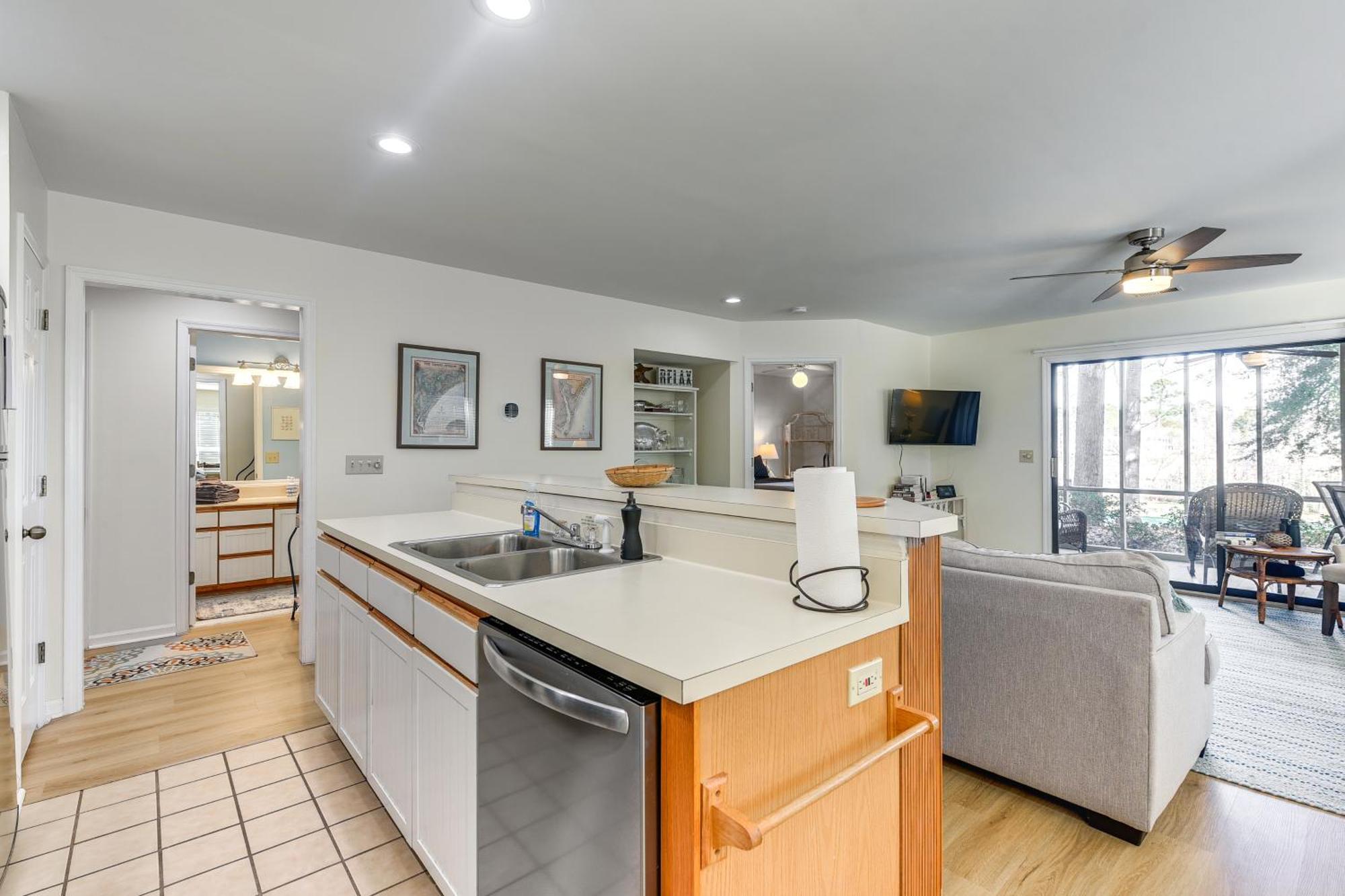 First-Floor Condo Less Than 1 Mi To Sunset Beach Access! Exterior photo